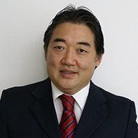 Foto de Dr. Adílson Sakuno